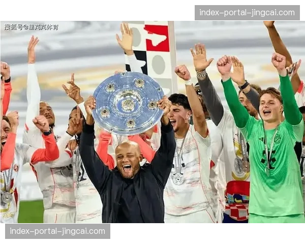 从提前夺冠到六冠王梦想：拜仁的赛季征程回顾